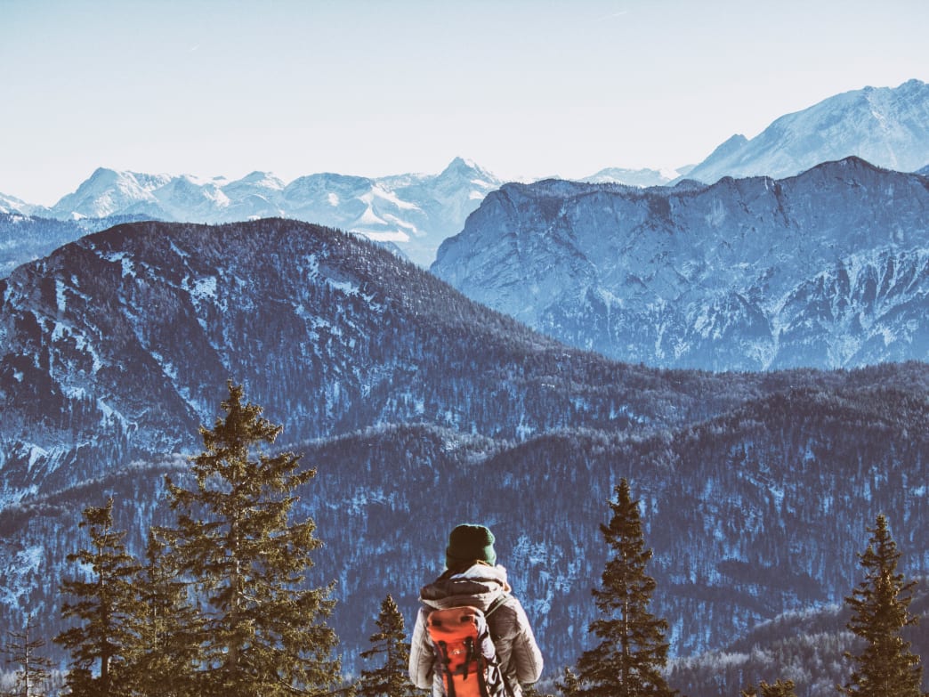 Beat The Cold This Winter - 5 Tips For Hiking